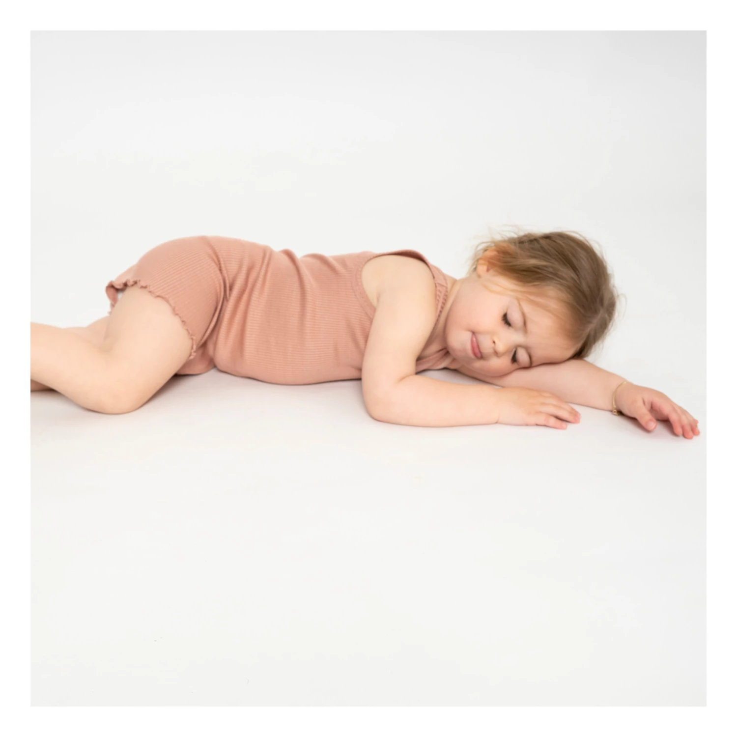 Barcelona Silk Babygrow Powder pink Minimalisma Fashion Baby 2 Barcelona Silk Babygrow Powder pink Minimalisma Fashion Baby - Image 2