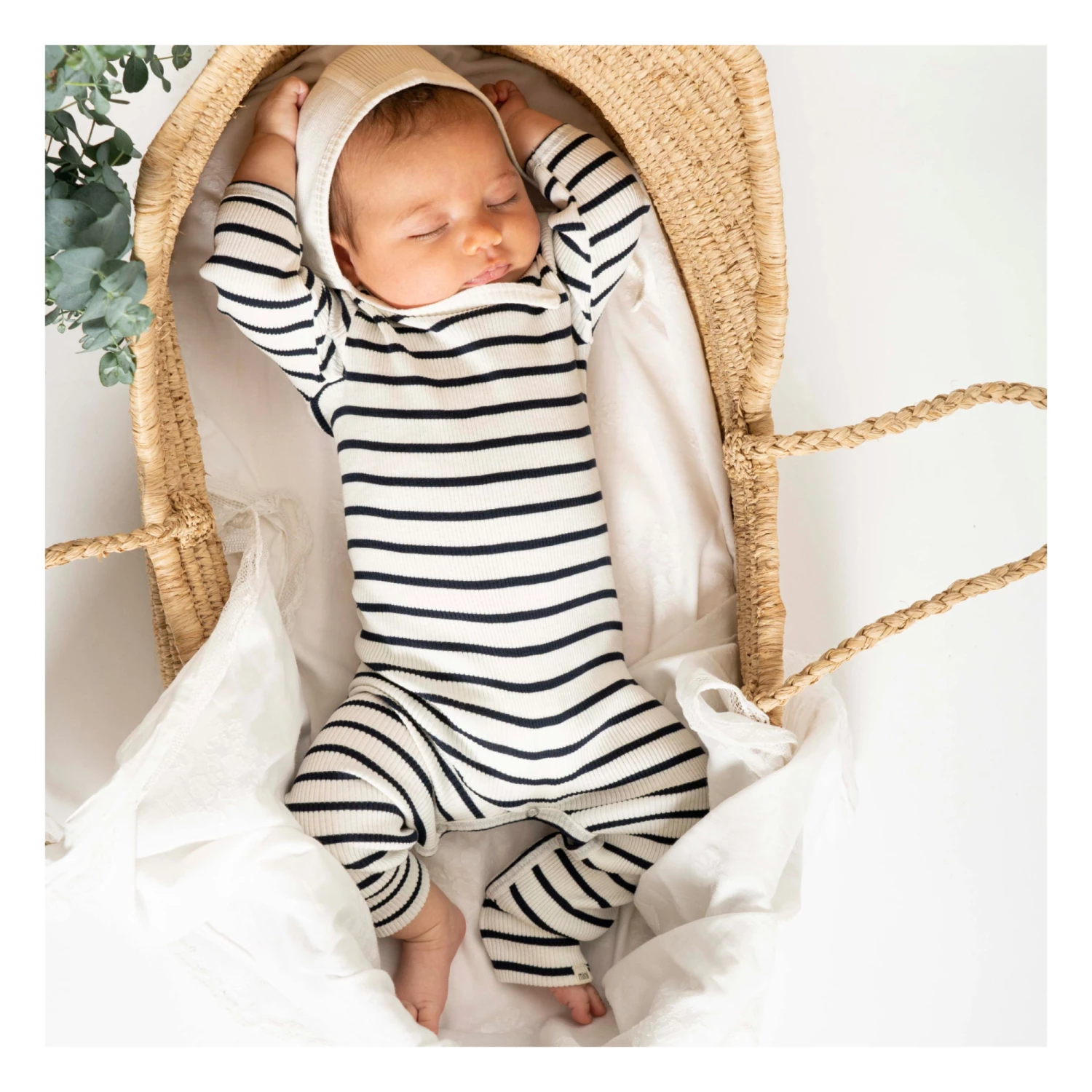 Barn Silk Pyjamas Blue Minimalisma Fashion Baby 2 Barn Silk Pyjamas Blue Minimalisma Fashion Baby - Image 2