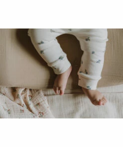 Blueberry Cotton Jersey Leggings Ivory garbo&friends Fashion Baby 5 Blueberry Cotton Jersey Leggings Ivory garbo&friends Fashion Baby -Baby Tops Elegant Store blueberry cotton jersey leggings ivory garbo friends fashion baby 2