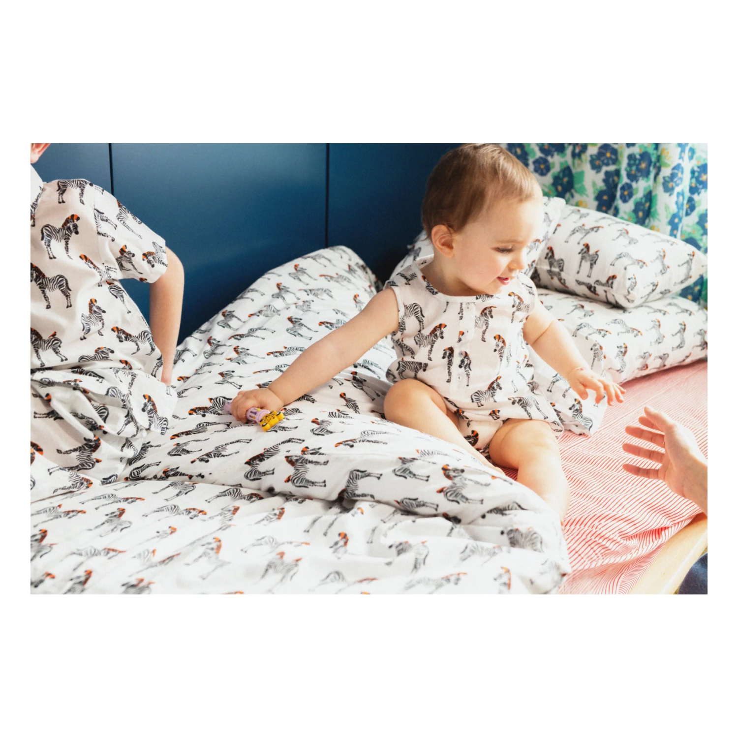 Exclusive Collaboration Le Petit Lucas du Tertre x Smallable - Paul Playsuit Ecru Lucas du Tertre Fashion Baby 3 Exclusive Collaboration Le Petit Lucas du Tertre x Smallable - Paul Playsuit Ecru Lucas du Tertre Fashion Baby - Image 3