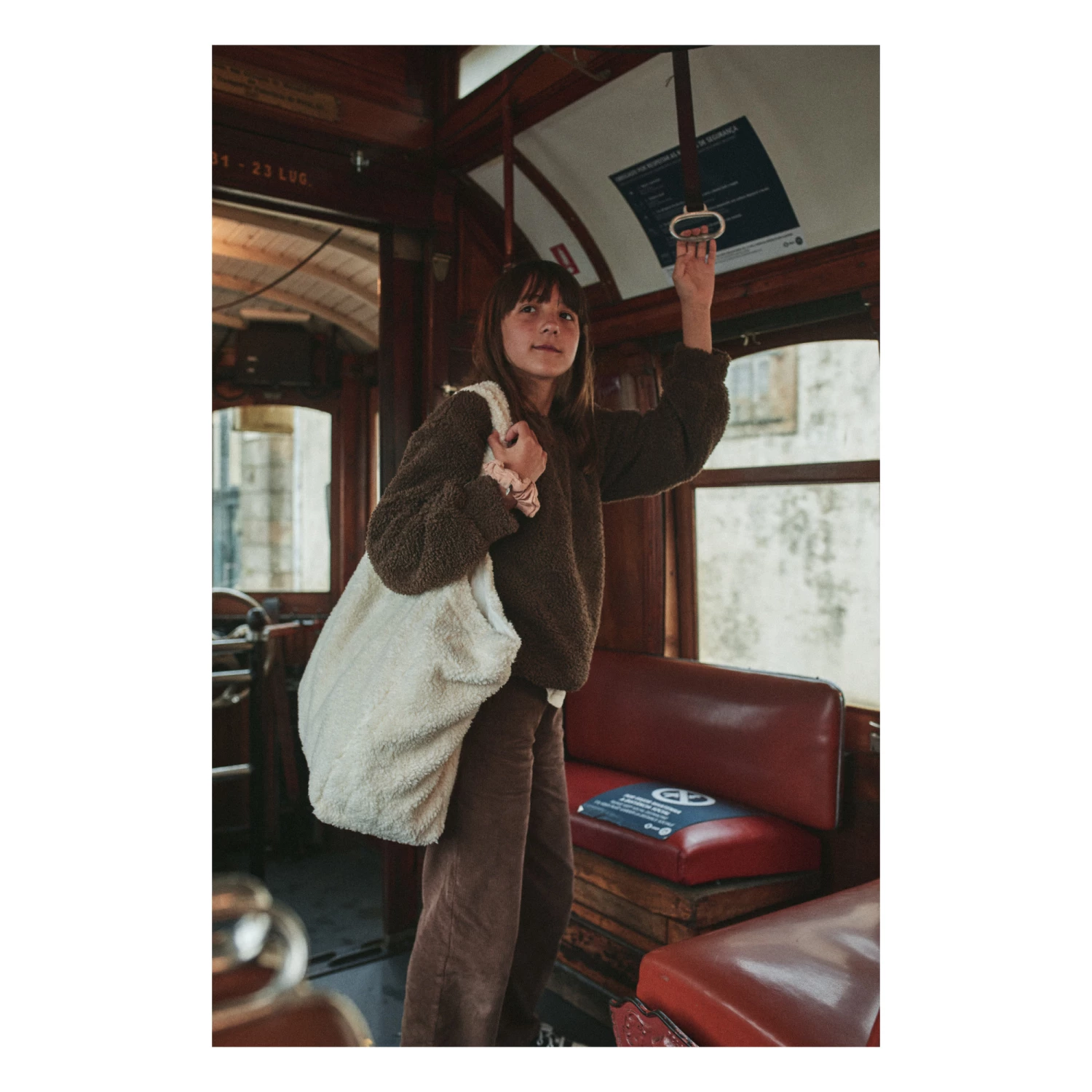 Leatherleaf Sherpa Sweatshirt Brown Poudre Organic Fashion Baby, Children 2 Leatherleaf Sherpa Sweatshirt Brown Poudre Organic Fashion Baby, Children - Image 2