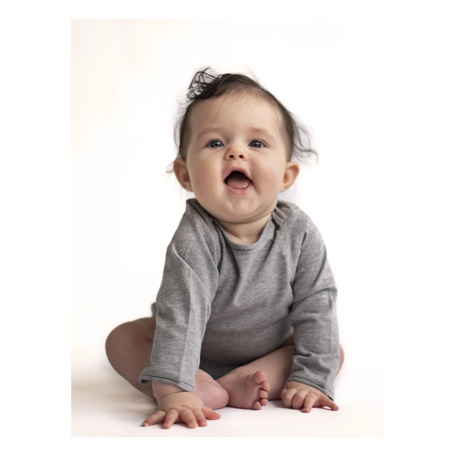 Norra Organic Cotton Babygrow Grey Minimalisma Fashion Baby 4 Norra Organic Cotton Babygrow Grey Minimalisma Fashion Baby - Image 4