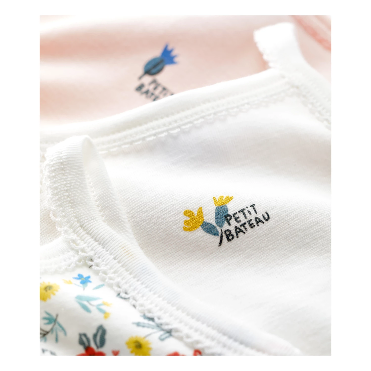 Organic Cotton Sleeveless Floral Baby Bodysuits - Set of 3 White Petit Bateau Fashion Baby, Children 2 Organic Cotton Sleeveless Floral Baby Bodysuits - Set of 3 White Petit Bateau Fashion Baby, Children - Image 2